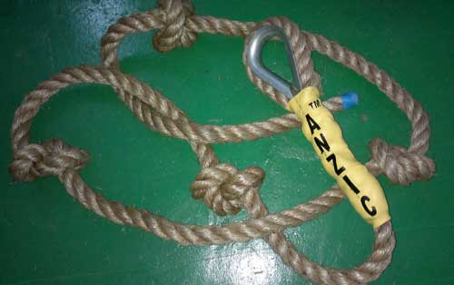 Anzic Shackles Hooks 2